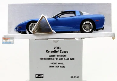 RMX850946 1:25 Revell 2003 Corvette Coupe [pre-finished/pre-painted]