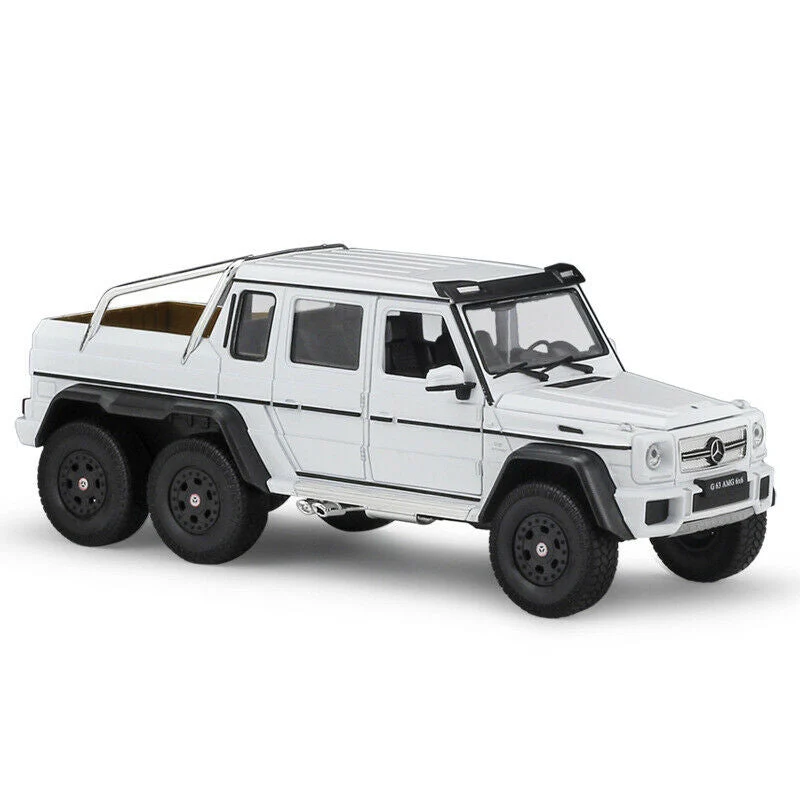 Mercedes-Benz G-Class G63 AMG 6 X 6 (White) 1:24 Scale Diecast Model Car By Welly (No Retail Box)