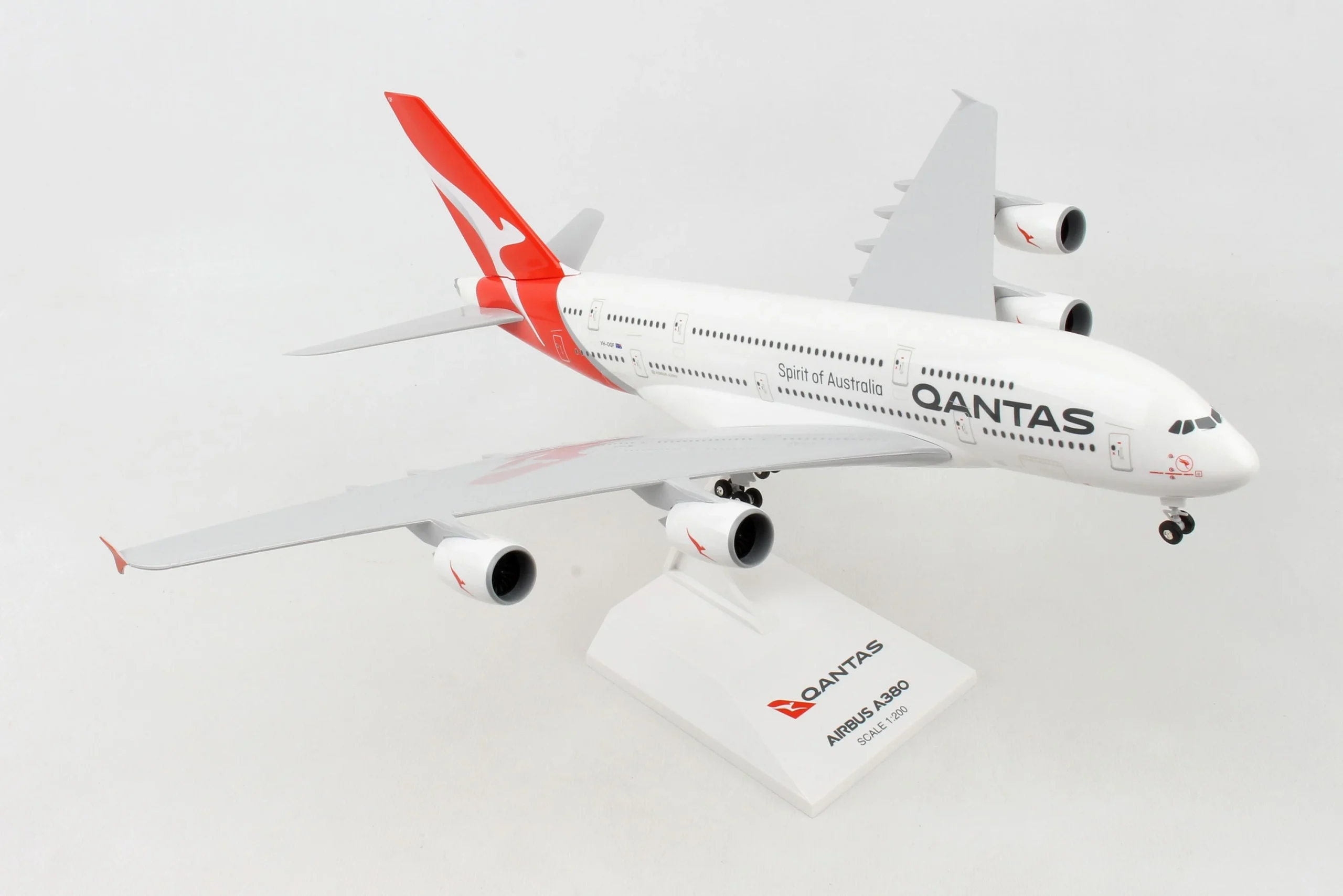 Airbus A380 Qantas Airways W/ Gear 1:200 Scale Model - Skymarks