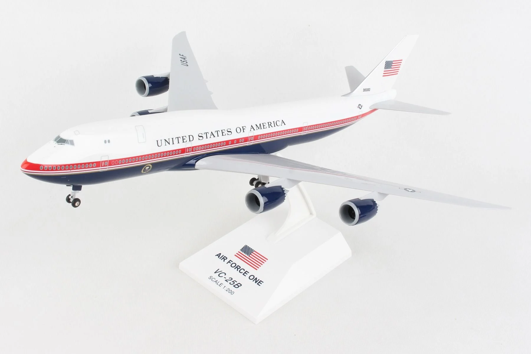 Boeing 747-8I (VC-25B) Air Force One 1:200 Scale Model