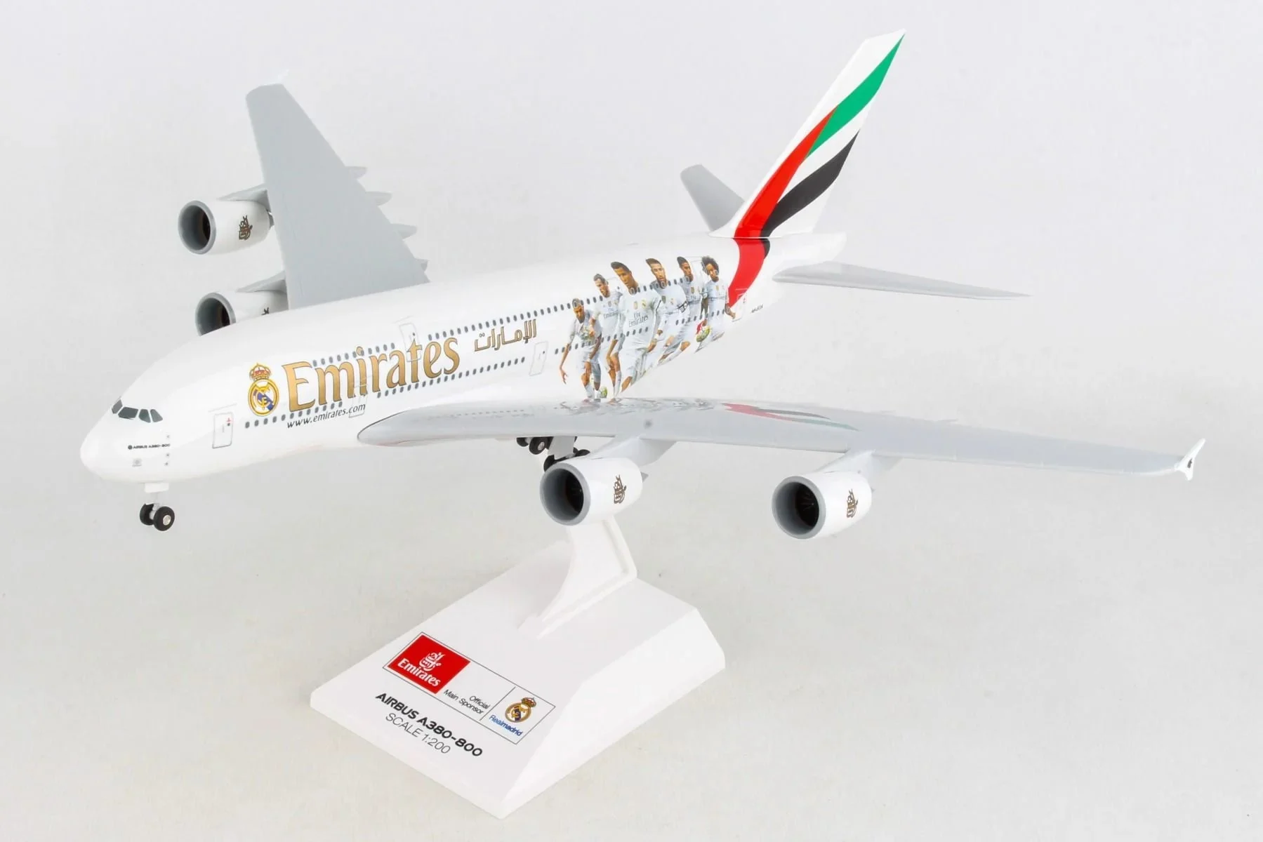Airbus A380 Emirates “Real Madrid” Livery, 1:200 Scale Model - Skymarks