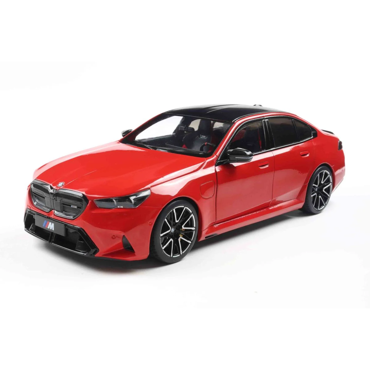 Bmw m5 fire red 2025 1/18 Die cast - SOLIDO