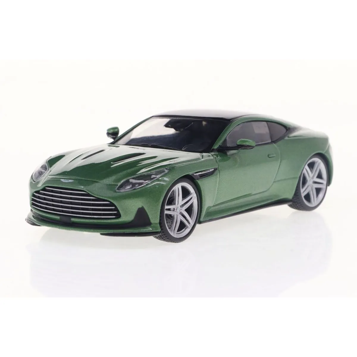 1:43 aston martin db12 iridescent emerald 2023 Die cast - SOLIDO