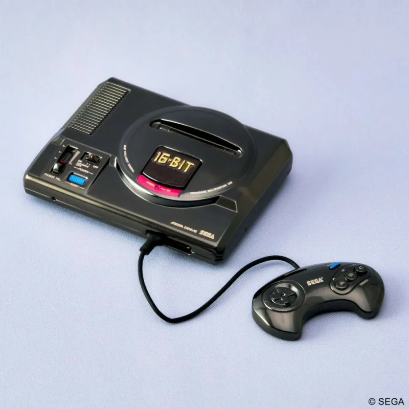Sega Hardware Series Mega Drive Bring Arts Gallery Replica - Square-Enix