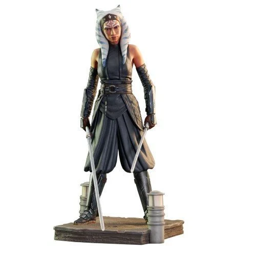 Star Wars The Mandalorian Ahsoka Tano 1:7 Scale Statue - Diamond Select