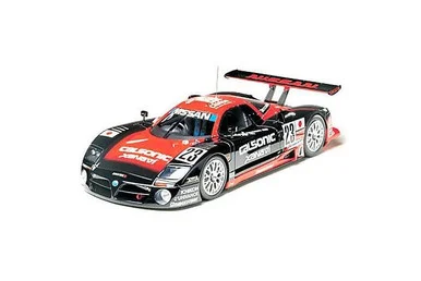 1/24 Tamiya Nissan R390 GT1 Car