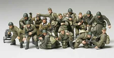 1/48 WWII Russian Infantry & Tank Crew (x14) - Tamiya