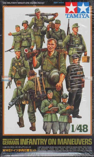 TAM32530 1:48 Tamiya WWII German Infantry on Maneuvers Set