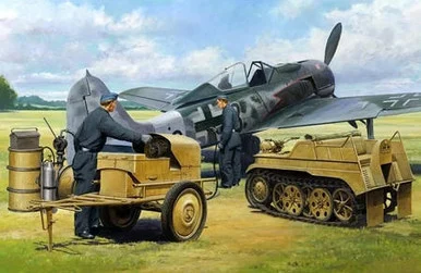 1/48 German Power Supply Unit & Kettenkrad w/3 Crew - Tamiya