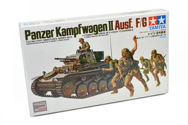 1/35 Tamiya German Kampfwagen II Ausf. F/G Plastic Model Kit