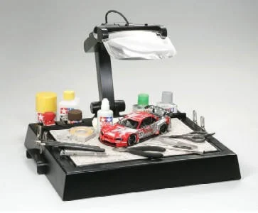 Tamiya Work Stand w/Magnifying Lens
