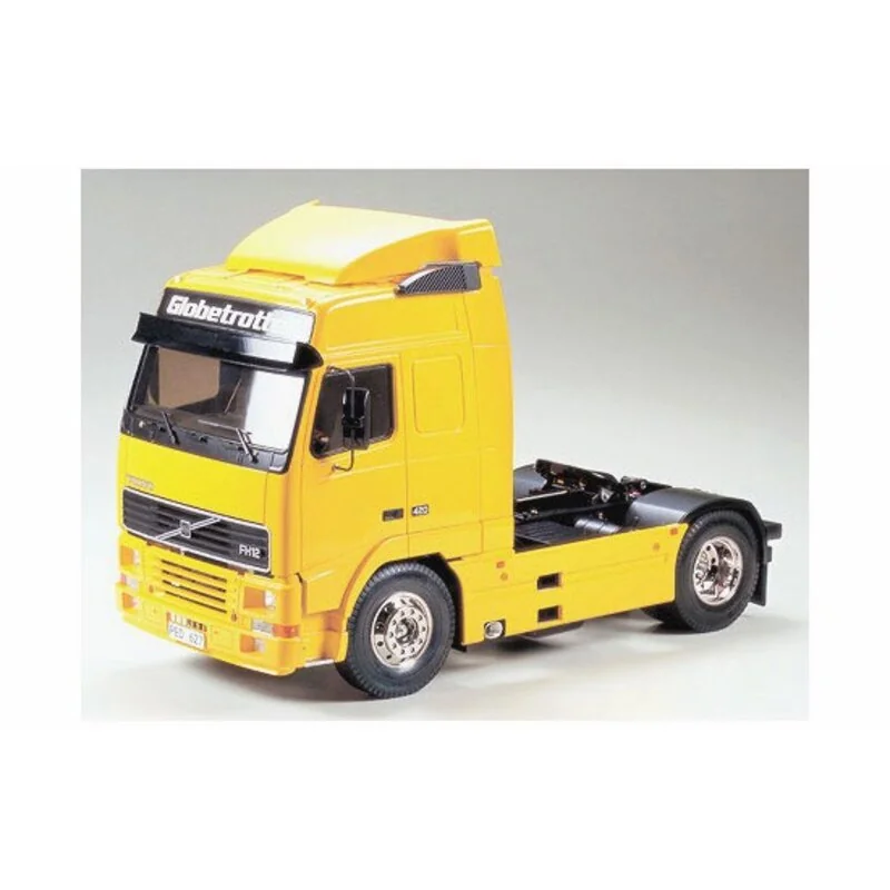 Volvo FH12 Globetrotter electric RC tractor - Tamiya RC