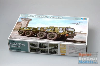 TRP01005 1:35 Trumpeter Soviet MAZ/KZKT-537L Cargo Truck #1005
