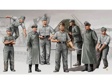 1/35 Trumpeter German Morser Karl Artillery Crew Figure Set (8)