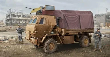 1/35 Trumpeter M1078 LMTV (Light Medium Tactical Vehicle) Cargo Truck w/Armored Cab