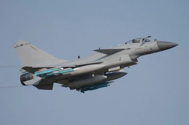 1/48 Trumpeter PLAAF J-10C Vigorous Dragon