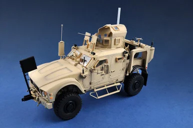 1/72 Trumpeter US M1240 M-ATV MRAP Plastic Model Kit