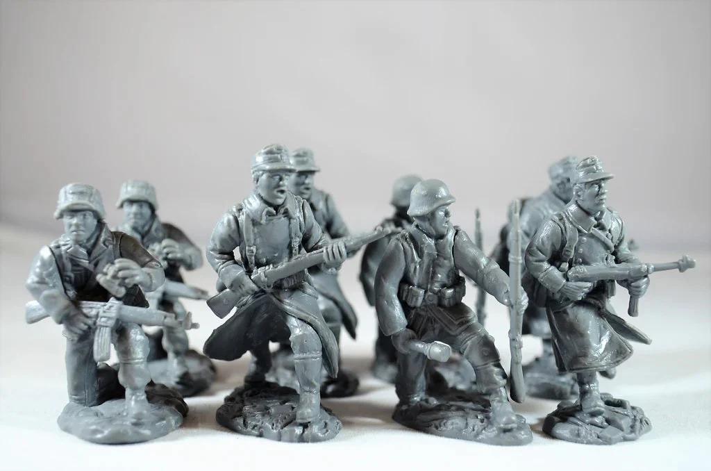 Toy Soldiers of San Diego (TSSD) World War II German Infantry Add-On Set 54 mm / 1:32 Scale Plastic Figures