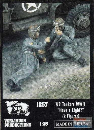 VER1257 1:35 Verlinden US Tankers WW2 'Have a Light?' Figure Set (2 figures)