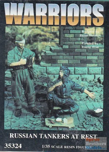 WAR35324 1:35 Warriors Russian Tankers at Rest Figure Set